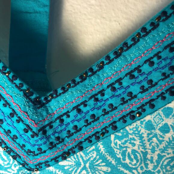 Maurices aqua, racer back tank top embroidery beading bohemian Size S - Picture 4 of 4